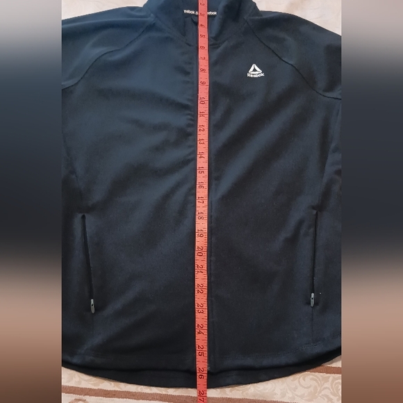 Reebok Jacket Black Size Large EUC PTP 19.5" W 26"L - Picture 10 of 12